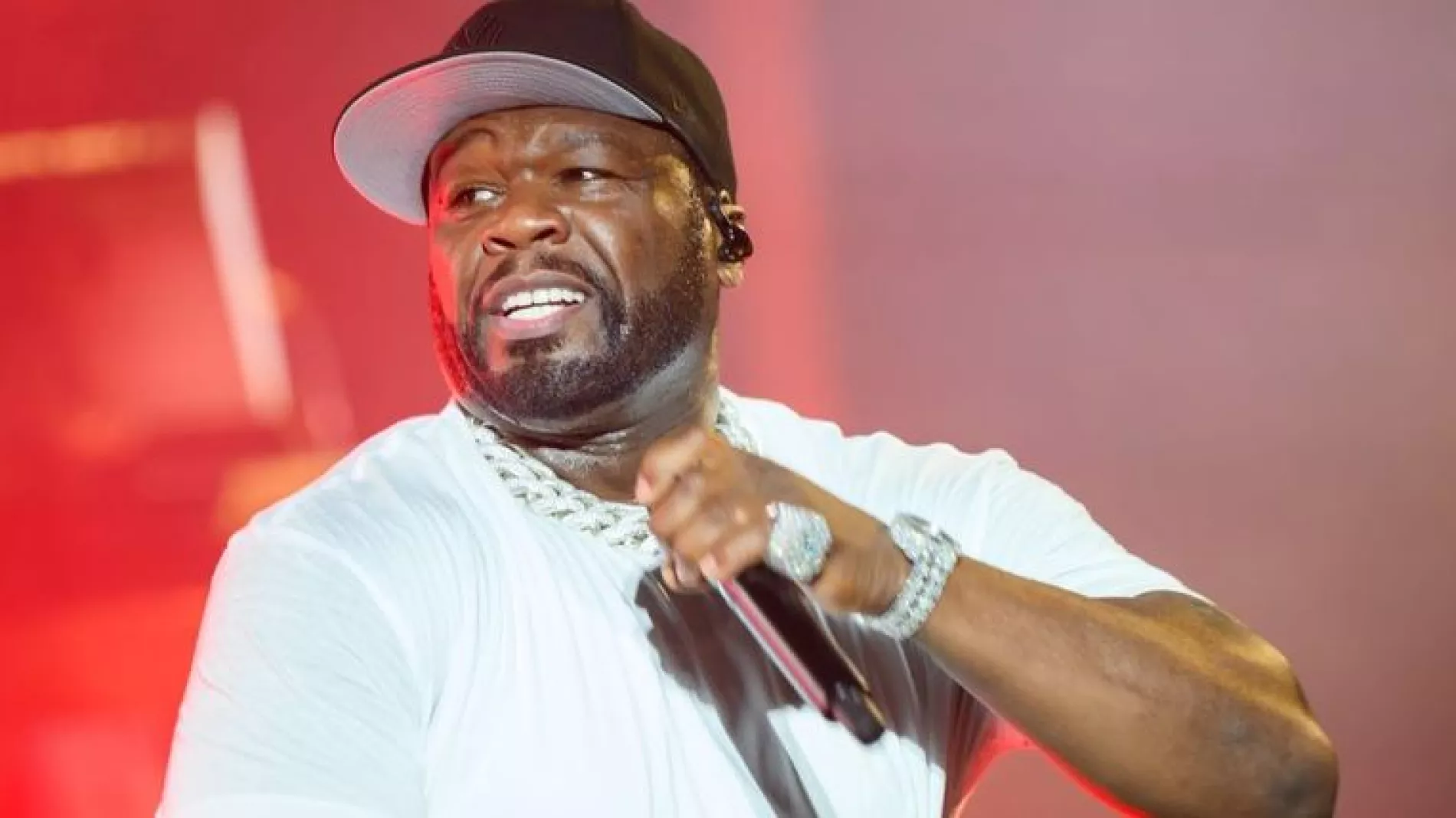 Lovestream: Hviezdami prvého dňa boli Rita Ora a 50 Cent